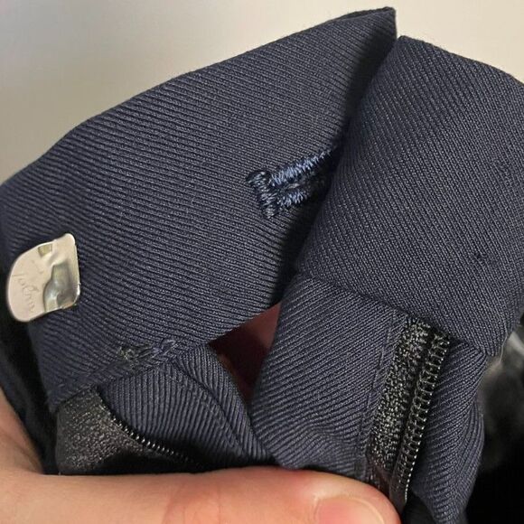 Isaac Mizrahi boys navy suit - size 5 - Picture 7 of 7